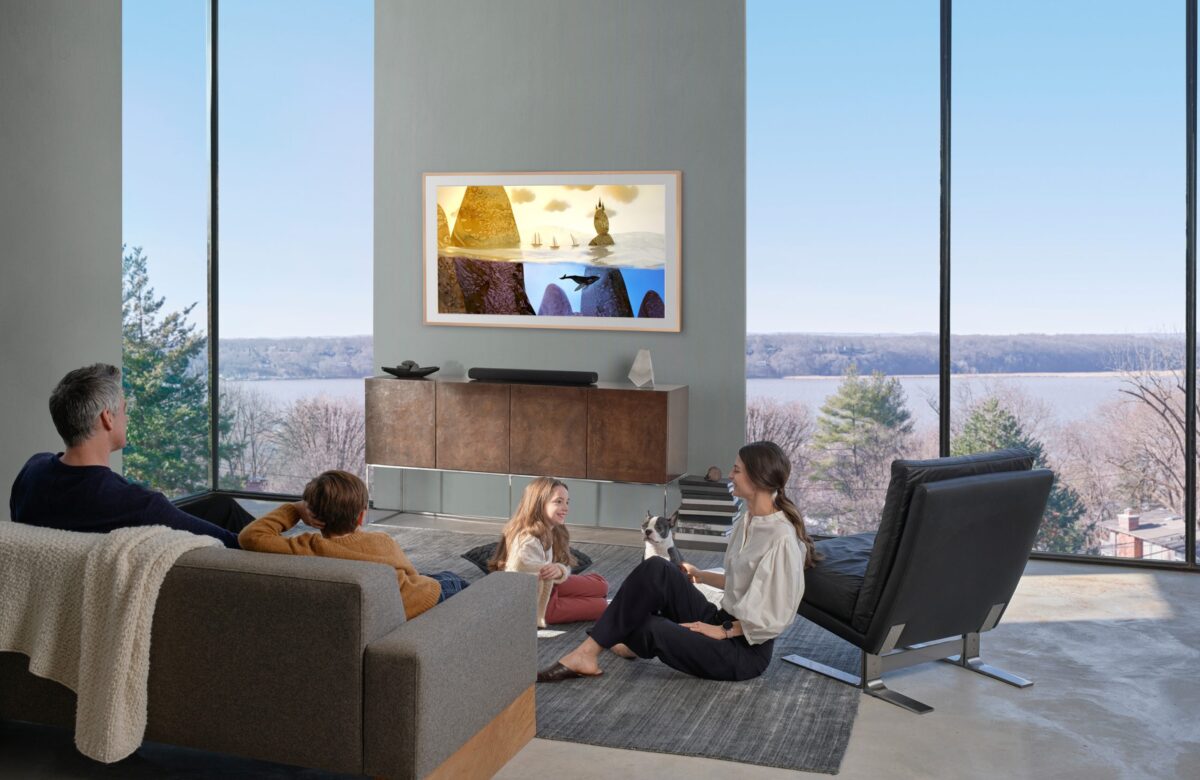 Convierte tu Smart TV en un lienzo para proyectar momentos inolvidables