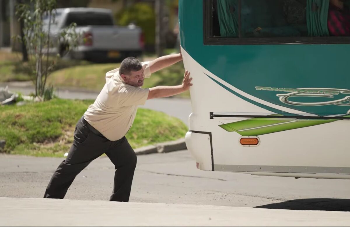 Experimento social invita a reflexionar sobre el tipo de liderazgo que elegimos en Colombia y nuestra responsabilidad como ciudadanos