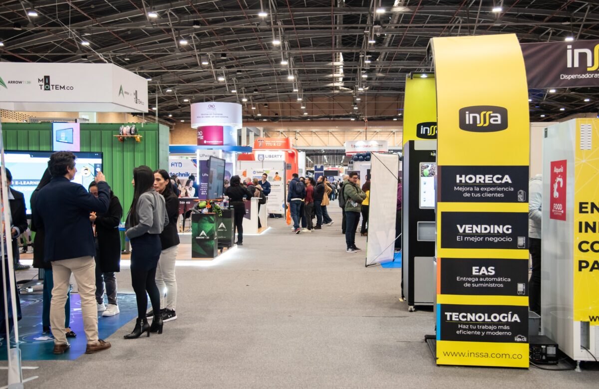 Inteligencia artificial, robótica y aulas digitales: tendencias que marcaron Edutechnia 2025