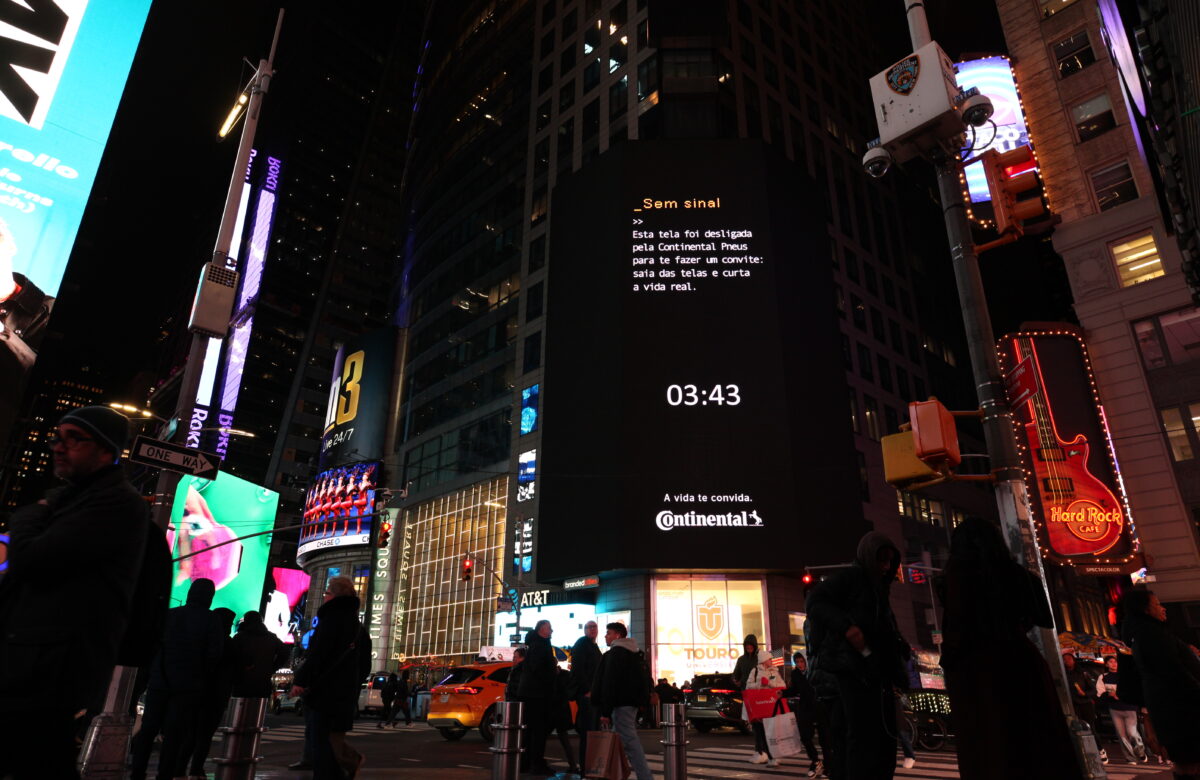 Continental Tires apaga una pantalla gigante en Times Square e invita a los colombianos a reconectarse con la vida real