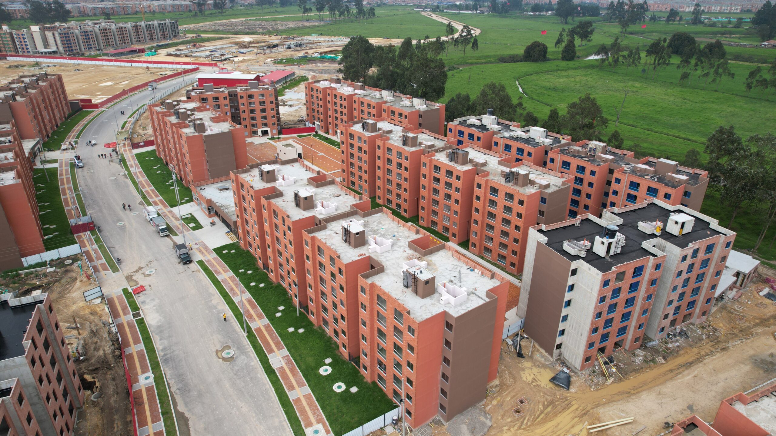 70 años construyendo país: el legado urbano de Cusezar en vivienda e infraestructura