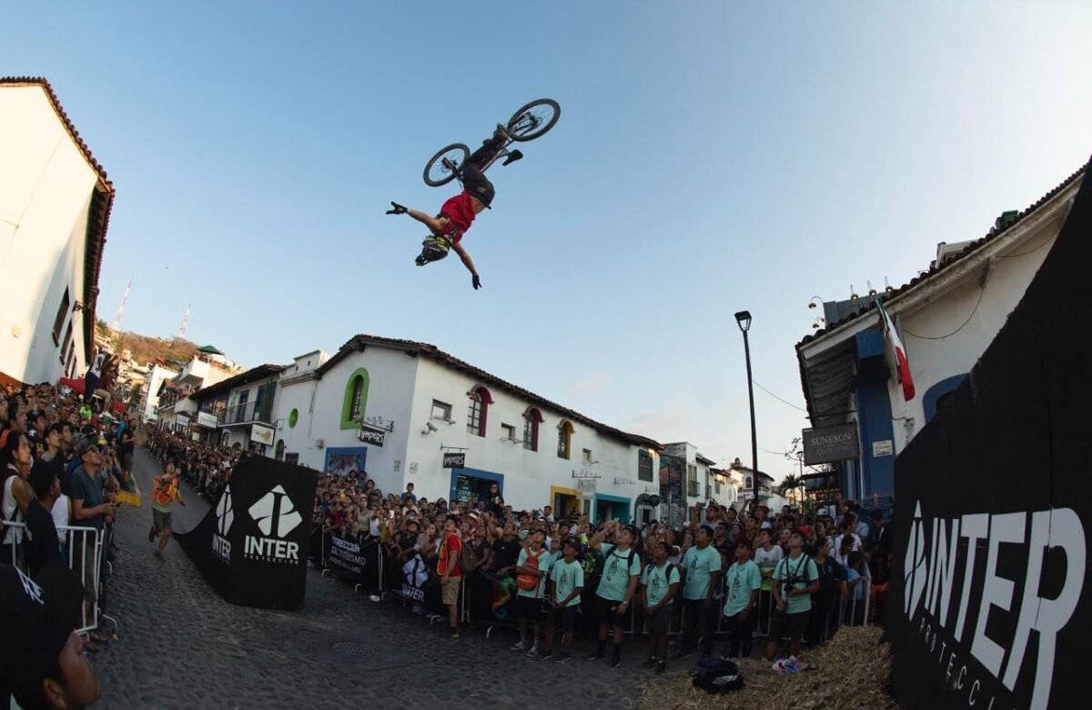 Jalisco presentó “Exploremos al estilo Jalisco” y anunció Downhill Puerto Vallarta 2026 como parte de su apuesta por el turismo social y deportivo