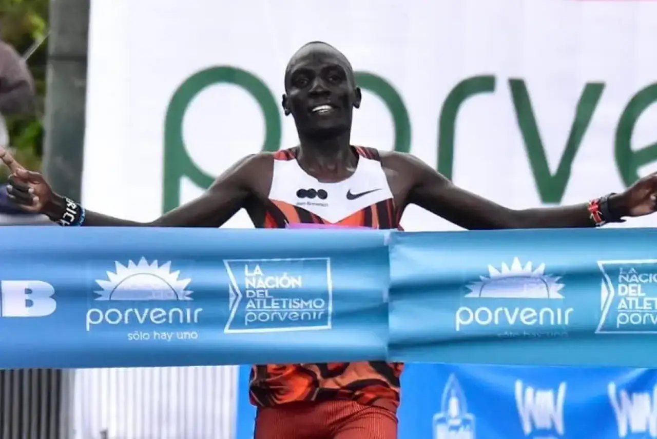Advercopys Erick Kiplagat Sang