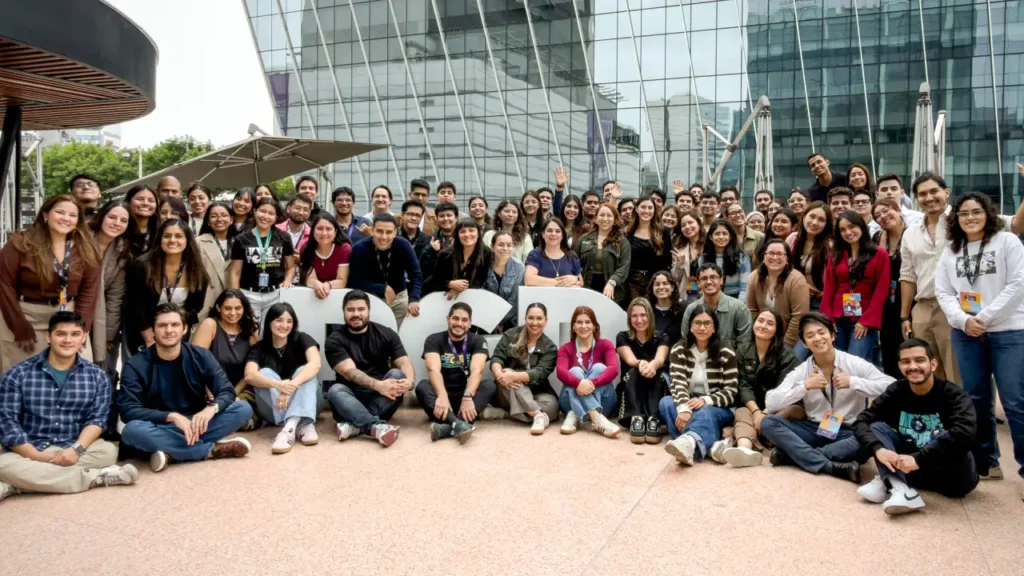 advercopys media camp