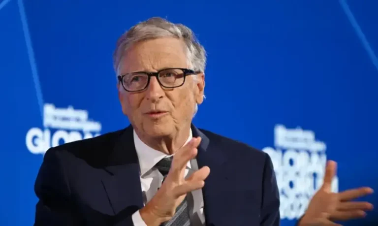 advercopys bill gates
