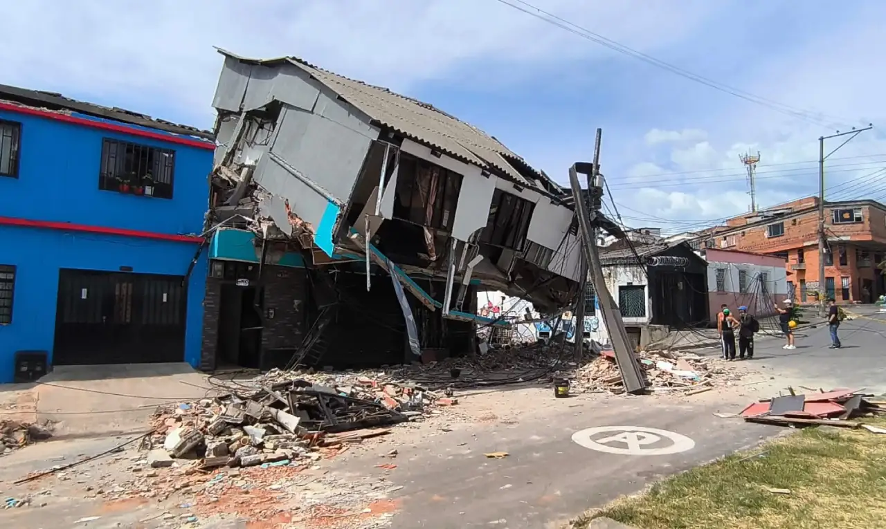 advercopys terremoto pereira