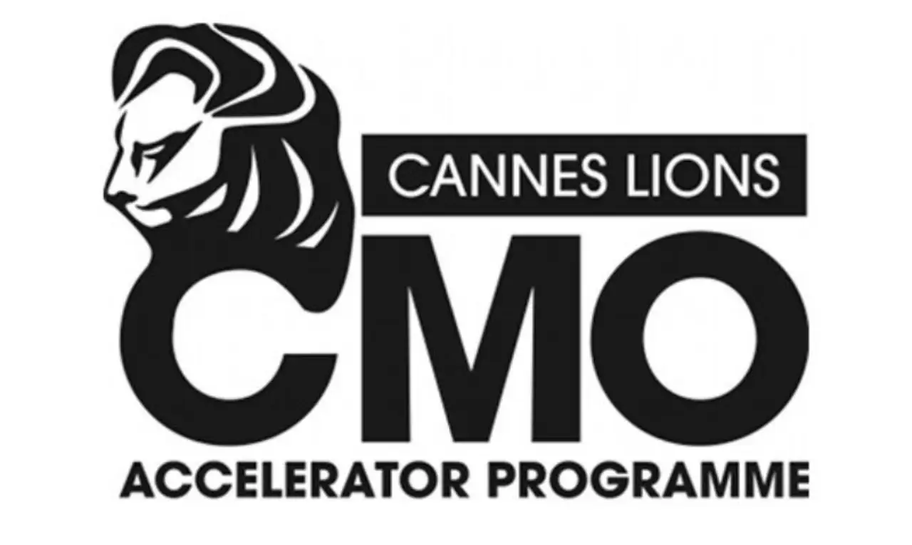 advercopys cmo accelerator