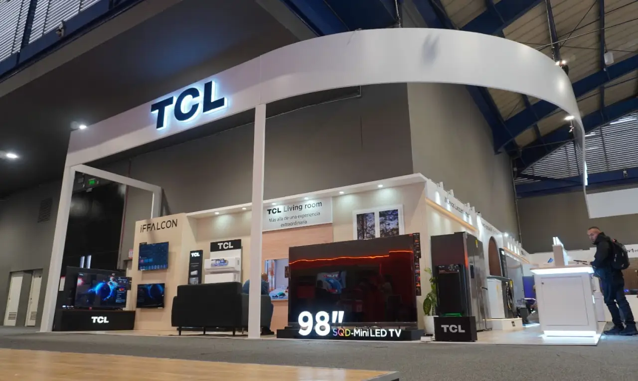 Advercopys TCL MiniLed